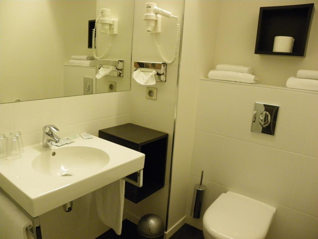 Hotel Logitel Saint-Doulchard Phòng bức ảnh