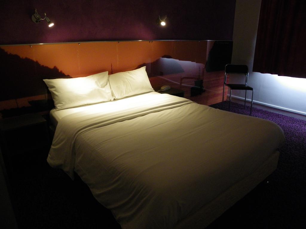 Hotel Logitel Saint-Doulchard Ngoại thất bức ảnh