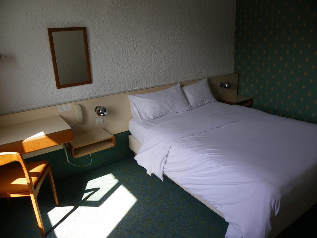 Hotel Logitel Saint-Doulchard Ngoại thất bức ảnh