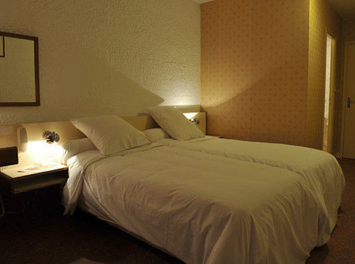 Hotel Logitel Saint-Doulchard Ngoại thất bức ảnh